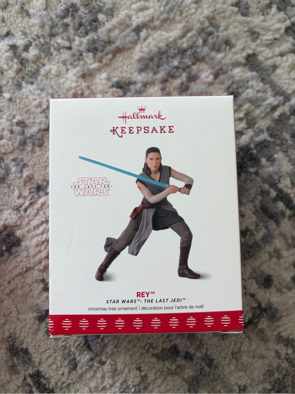 Hallmark Star Wars the last Jedi Rey ornament